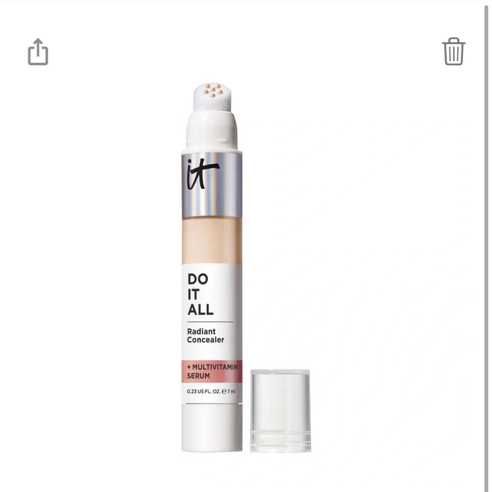 it cosmetics Do It All Radiant Concealer – Fair Warm 120
